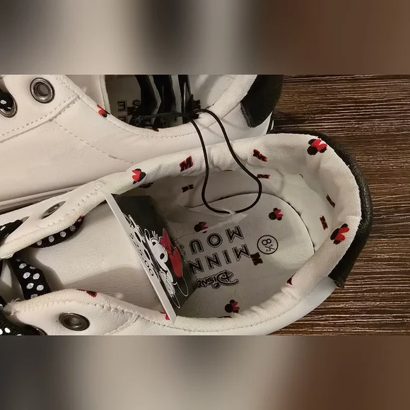 Disney Minnie Mouse Womens Shoes - White with Black Accents, New! Size 8.5 Cute - Picture 7 of 8